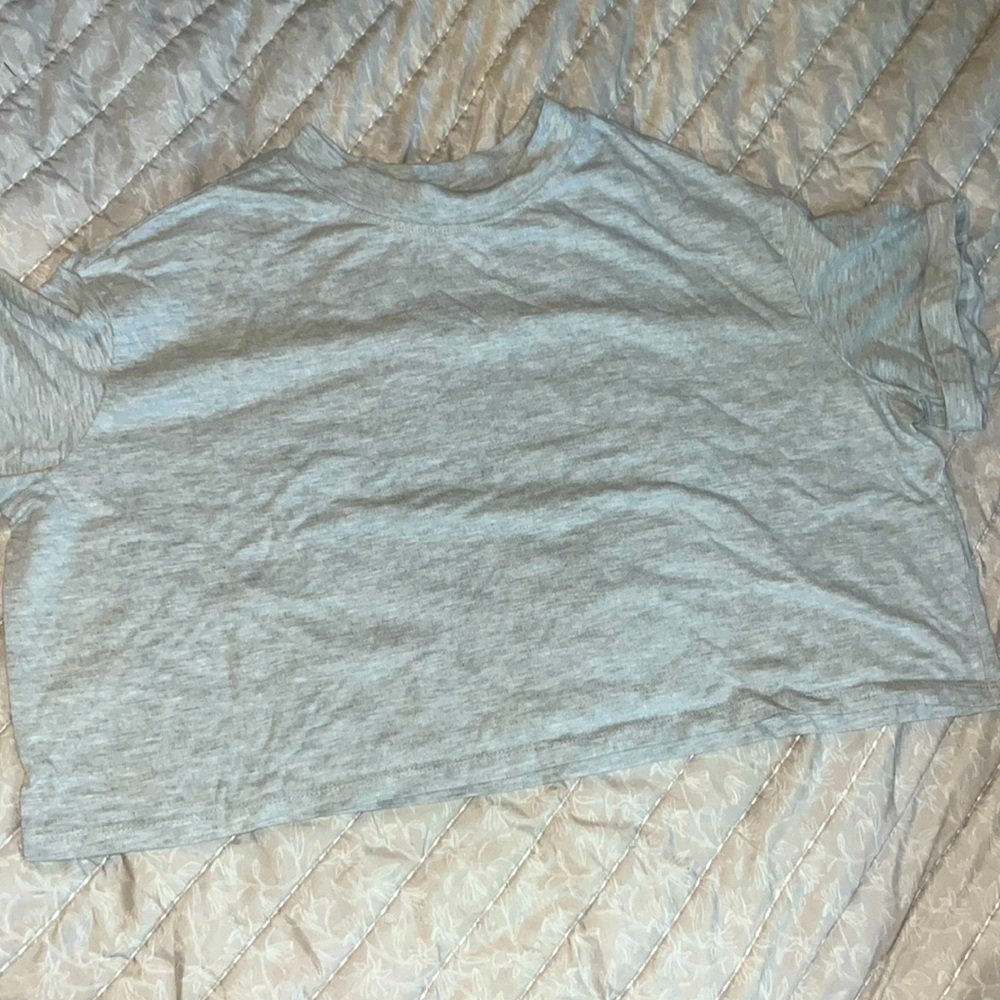 Short sleeve shirt